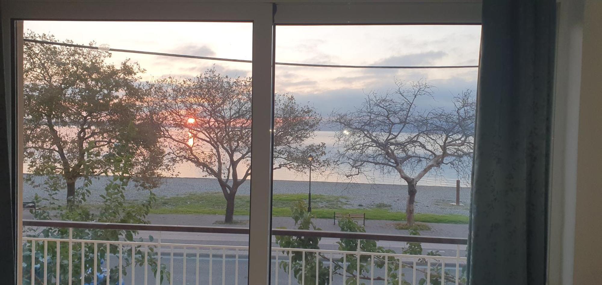 Nafpaktos Beach House Sea View Apartment First Floor Exterior foto