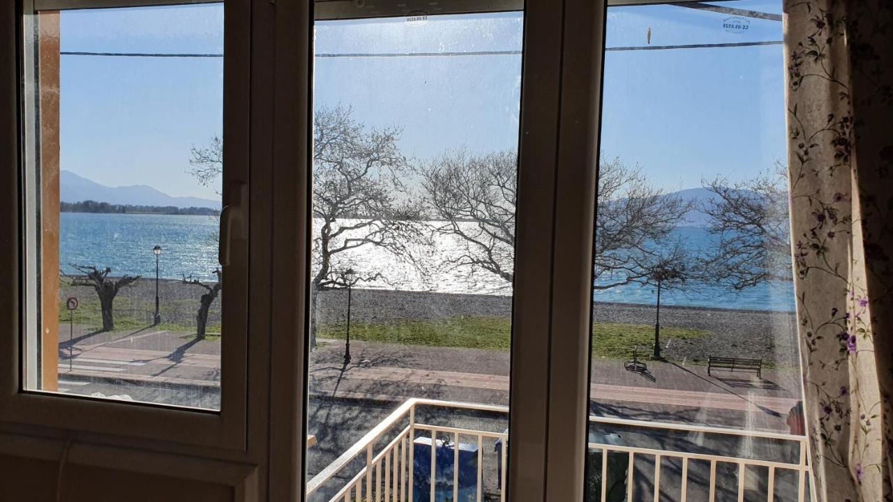 Nafpaktos Beach House Sea View Apartment First Floor Exterior foto