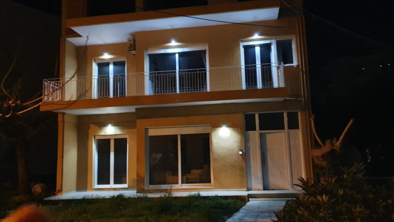 Nafpaktos Beach House Sea View Apartment First Floor Exterior foto