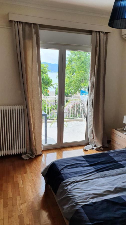 Nafpaktos Beach House Sea View Apartment First Floor Exterior foto